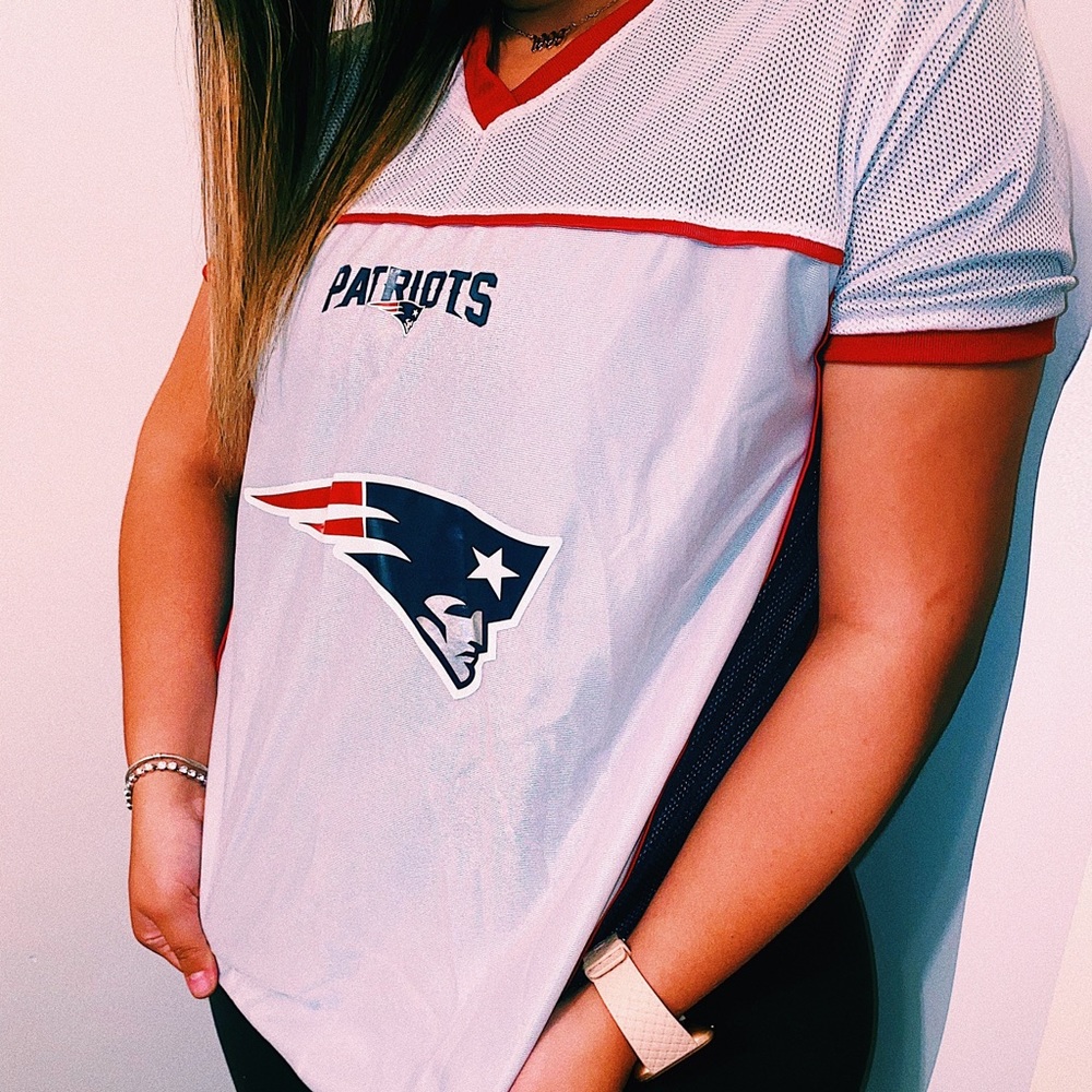 New England Patriots Vintage Crop Top